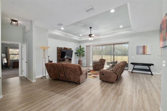 7015 NE 61ST AVENUE ROAD, Silver Springs, FL 34488