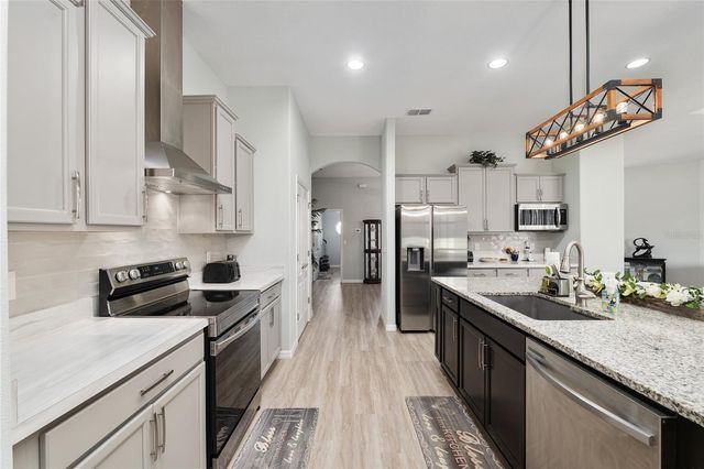 7015 NE 61ST AVENUE ROAD, Silver Springs, FL 34488