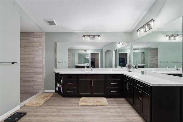 7015 NE 61ST AVENUE ROAD, Silver Springs, FL 34488