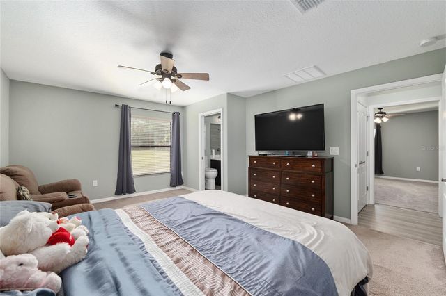 7015 NE 61ST AVENUE ROAD, Silver Springs, FL 34488