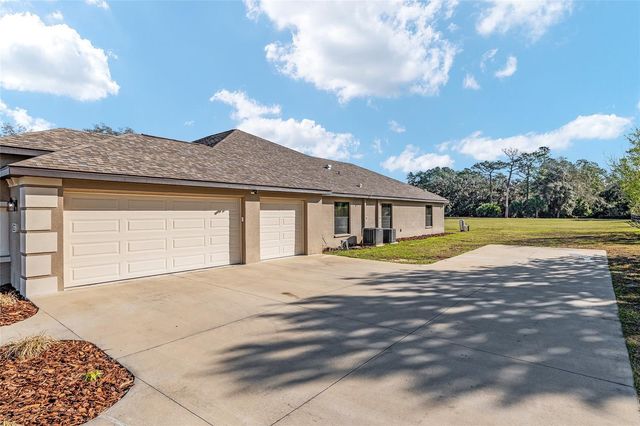 7015 NE 61ST AVENUE ROAD, Silver Springs, FL 34488