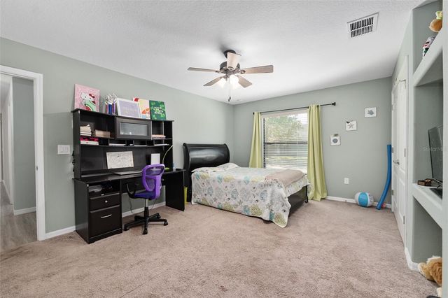 7015 NE 61ST AVENUE ROAD, Silver Springs, FL 34488