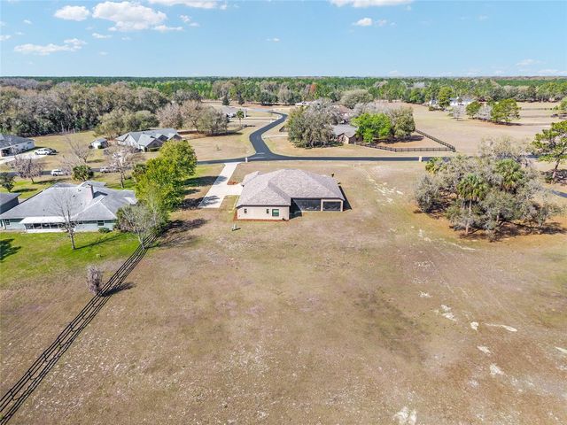7015 NE 61ST AVENUE ROAD, Silver Springs, FL 34488