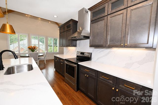 3793 Sarazen Court NE, Conover, NC 28613