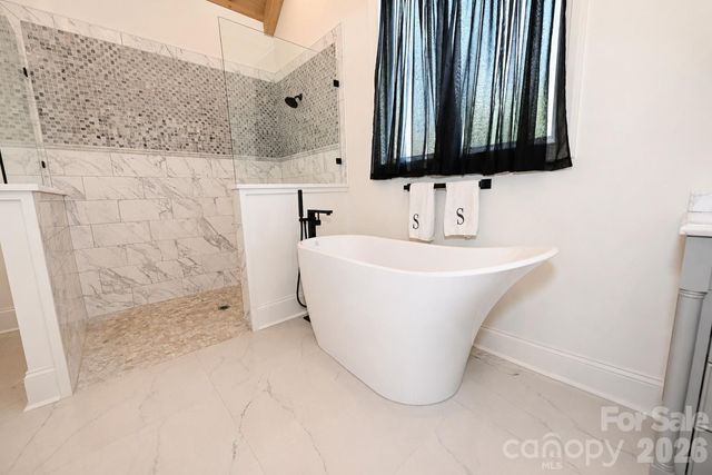 3793 Sarazen Court NE, Conover, NC 28613