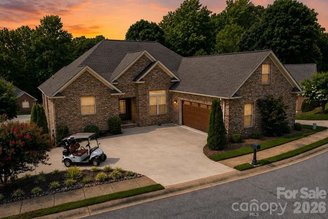 3793 Sarazen Court NE, Conover, NC 28613