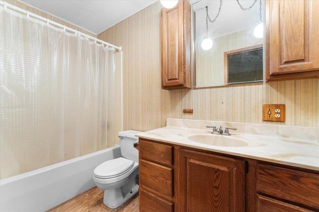10 Kirby Lane, Belleville, IL 62223