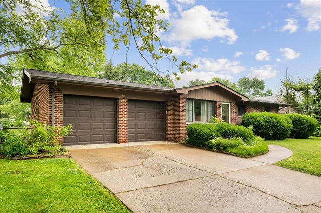 10 Kirby Lane, Belleville, IL 62223