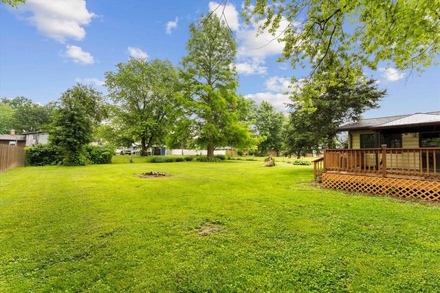 10 Kirby Lane, Belleville, IL 62223
