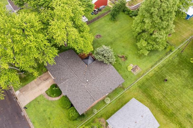 10 Kirby Lane, Belleville, IL 62223
