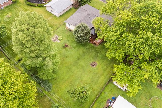 10 Kirby Lane, Belleville, IL 62223