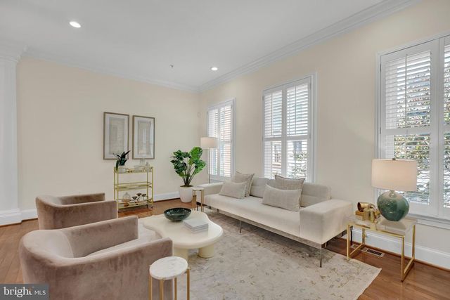 1818 POTOMAC GREENS DR, Alexandria, VA 22314