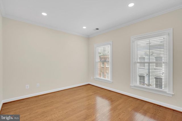 1818 POTOMAC GREENS DR, Alexandria, VA 22314
