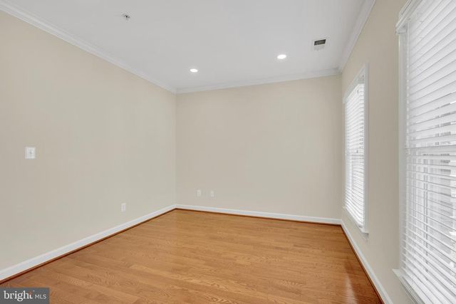 1818 POTOMAC GREENS DR, Alexandria, VA 22314