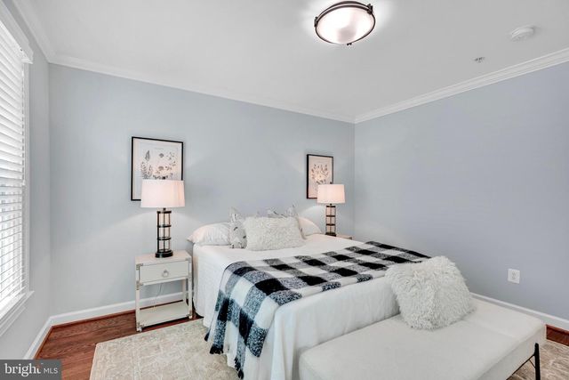 1818 POTOMAC GREENS DR, Alexandria, VA 22314