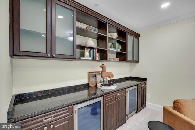 1818 POTOMAC GREENS DR, Alexandria, VA 22314