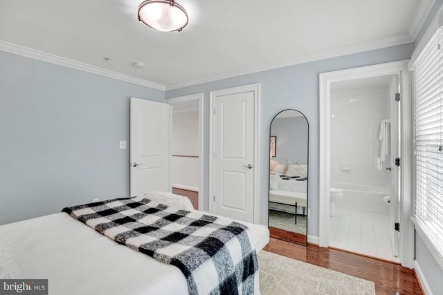 1818 POTOMAC GREENS DR, Alexandria, VA 22314
