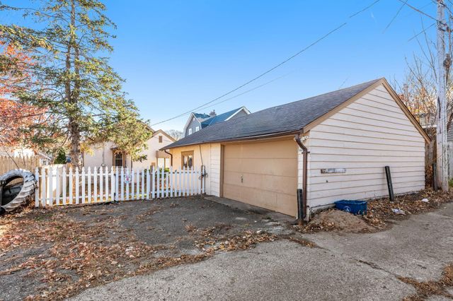 3635 Dupont Avenue N, Minneapolis, MN 55412