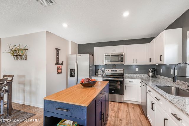 1460 Valerius Street SE, Palm Bay, FL 32909