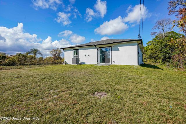 1460 Valerius Street SE, Palm Bay, FL 32909