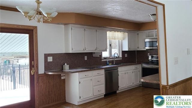 147 Sunrise Terrace Lane, East Penn Twp, PA 18235