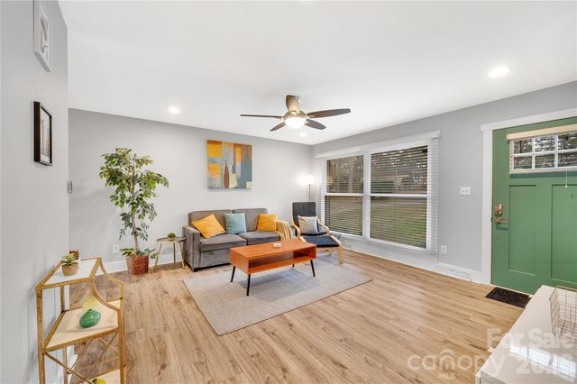 2025 Ibis Court, Charlotte, NC 28205