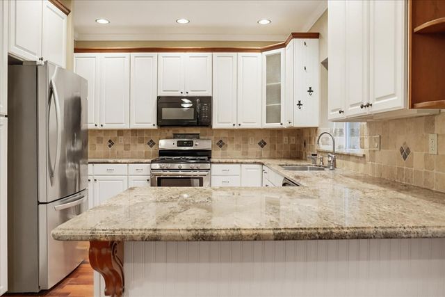 17900 Lightfoot Way, Nevada City, CA 95959