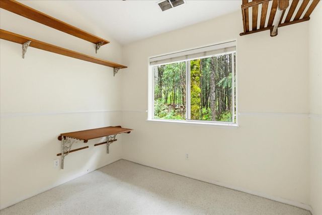 17900 Lightfoot Way, Nevada City, CA 95959