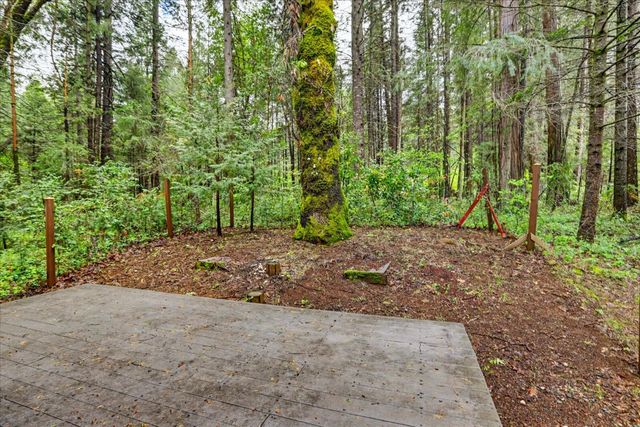 17900 Lightfoot Way, Nevada City, CA 95959