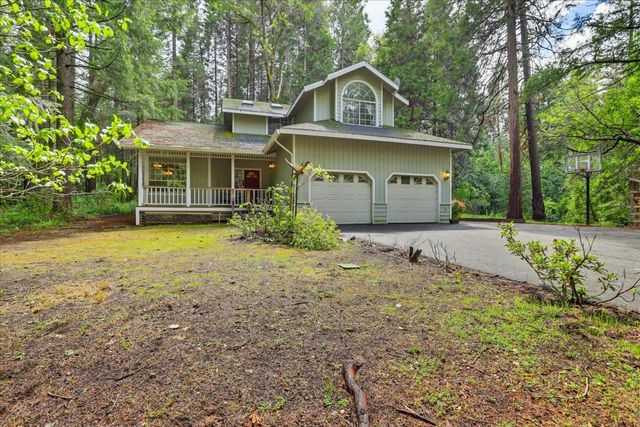 17900 Lightfoot Way, Nevada City, CA 95959