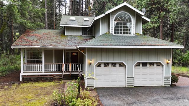 17900 Lightfoot Way, Nevada City, CA 95959