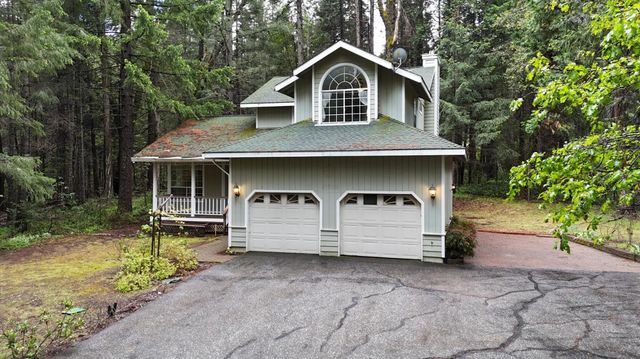 17900 Lightfoot Way, Nevada City, CA 95959