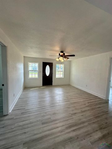 109 W Sedberry, Jefferson, TX 75657