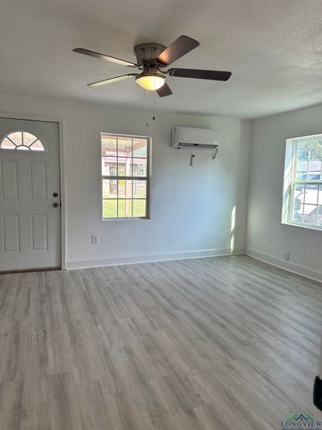 109 W Sedberry, Jefferson, TX 75657