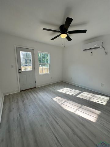 109 W Sedberry, Jefferson, TX 75657