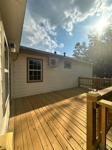 109 W Sedberry, Jefferson, TX 75657