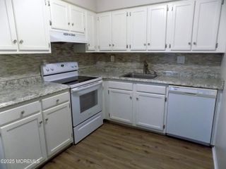27 Newport Court, 239, Brick, NJ 08724