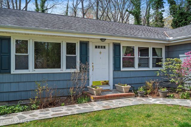 53 Birchwood Court, Tinton Falls, NJ 07724