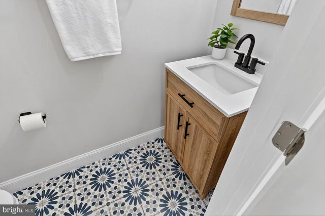 3637 EDISON ST, Alexandria, VA 22305