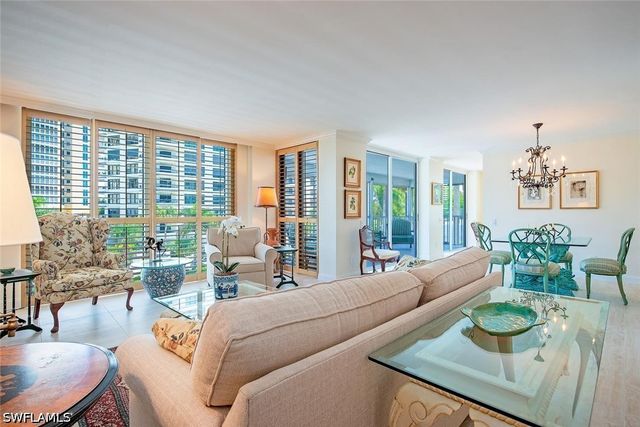 4401 Gulf Shore BLVD N D306, Naples, FL 34103
