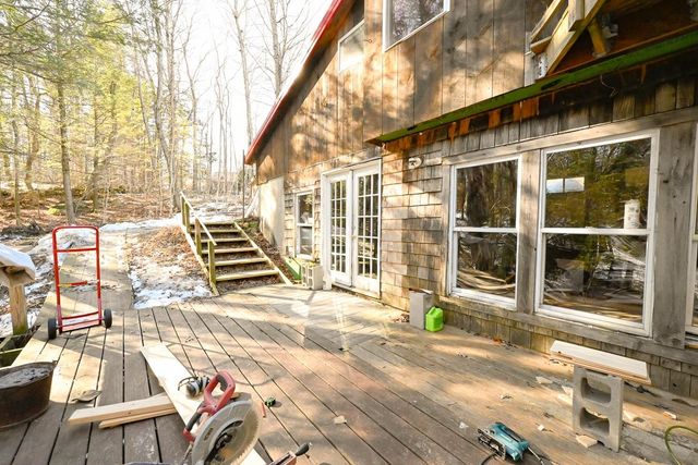 66R Ledge Farm Road, Nottingham, NH 03290