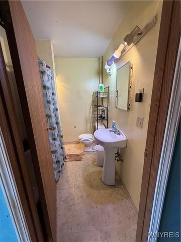 111 Spalding Street, Lockport City, NY 14094