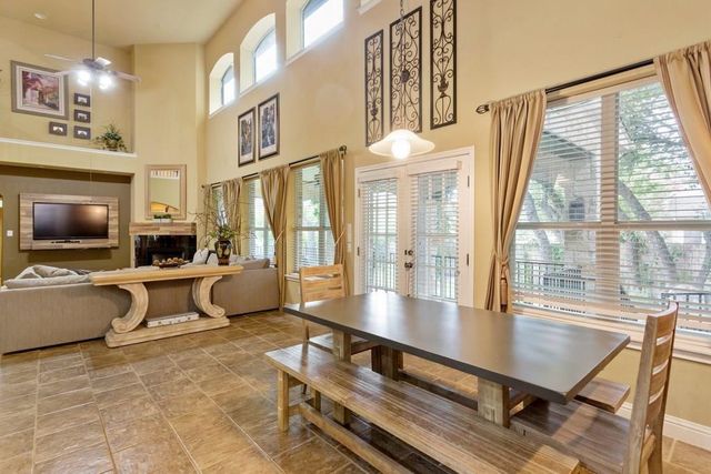 1442 River Forest DR, Round Rock, TX 78665