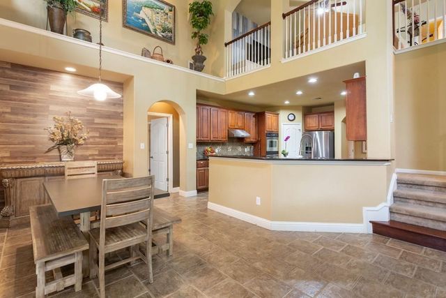 1442 River Forest DR, Round Rock, TX 78665