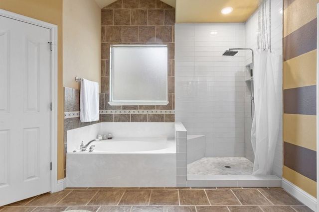1442 River Forest DR, Round Rock, TX 78665