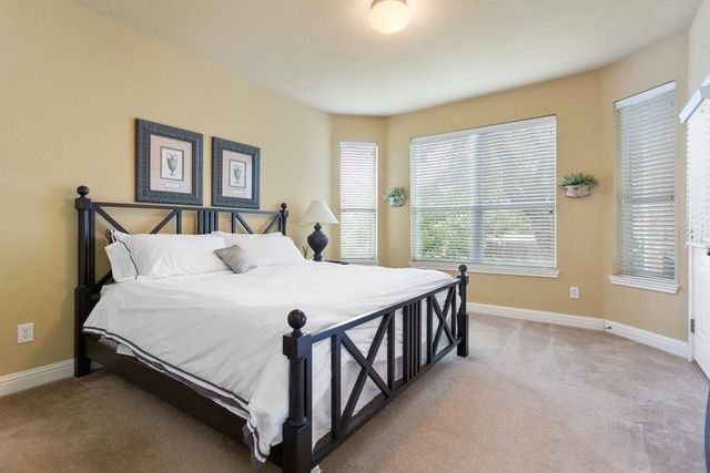 1442 River Forest DR, Round Rock, TX 78665