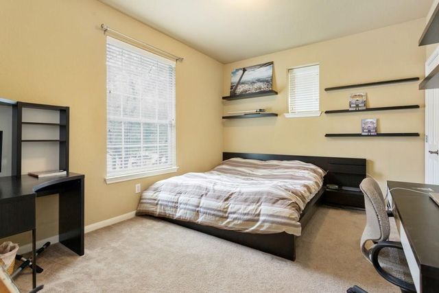 1442 River Forest DR, Round Rock, TX 78665