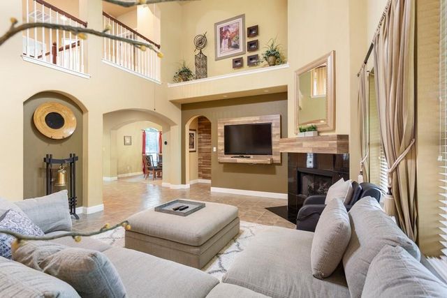 1442 River Forest DR, Round Rock, TX 78665
