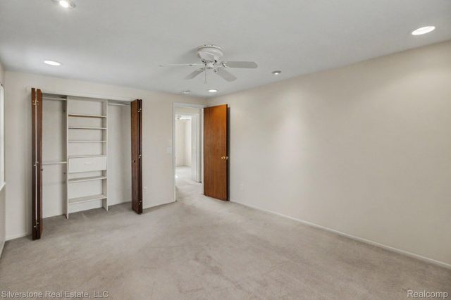 38004 Fringe Drive, Sterling Heights, MI 48310