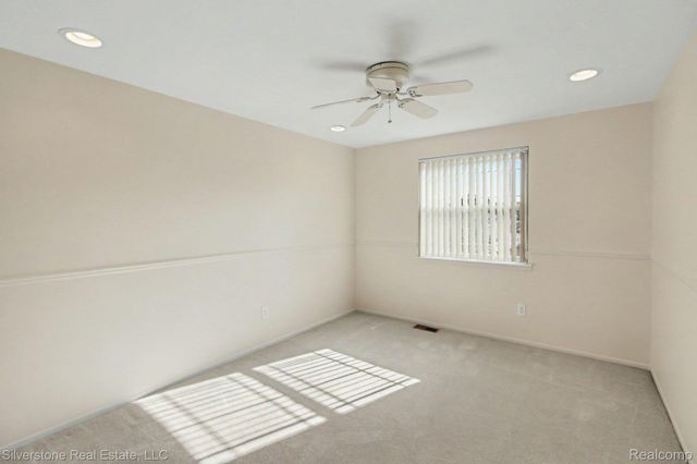 38004 Fringe Drive, Sterling Heights, MI 48310